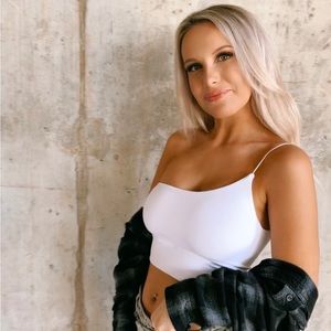 ANWND One Shoulder Strap Seamless Crop Top - White NWT